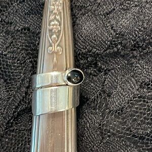 Silpada wrap ring with onyx stone